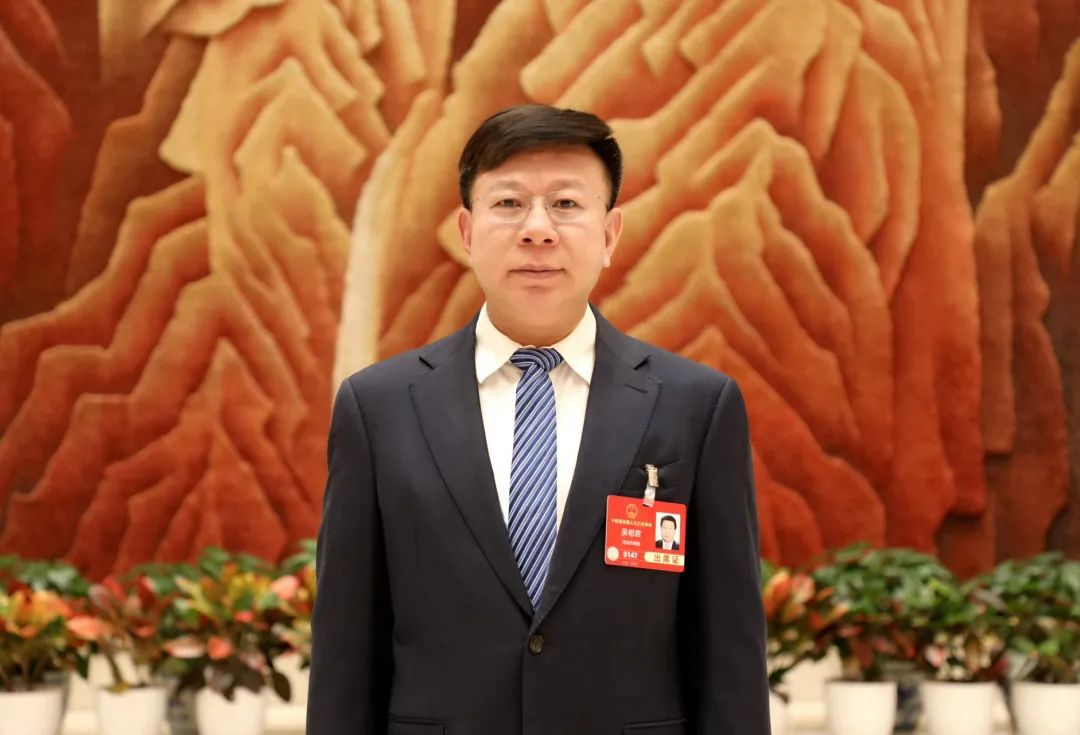 全国人大代表吴相君:加快推进中医药数字化智能化 全国人大代表吴相君:加快推进中医药数字化智能化