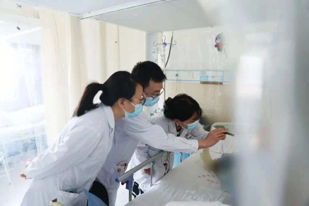 自费平均不超过4万元!这家医院血液内科如何中西合璧创造生命奇迹? 自费平均不超过4万元!这家医院血液内科如何中西合璧创造生命奇迹?