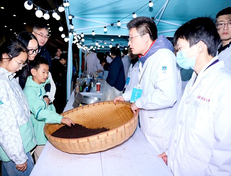 “百市千县”中医药文化惠民活动特刊｜药香与民俗共舞！辽宁：中医药文化邂逅北国烟火气
