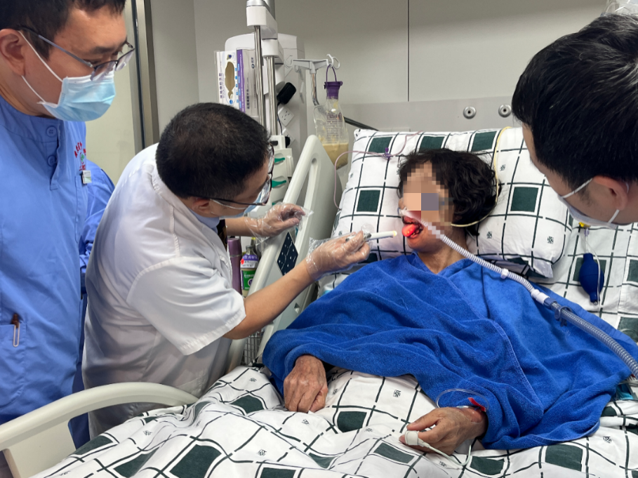 19天逆转致命“白肺”！中医药精准辨证，这家中医院让重症患者免于插管