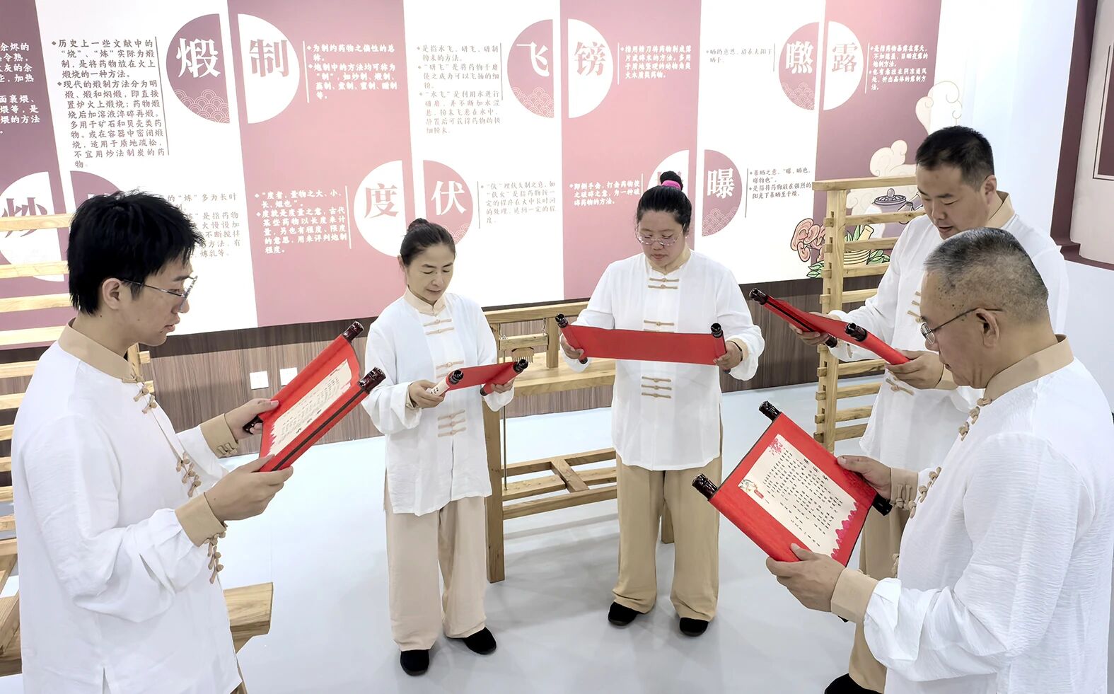 中药企业如何以科技与匠心引领行业升级?守正、聚势、拓新是关键 中药企业如何以科技与匠心引领行业升级?守正、聚势、拓新是关键