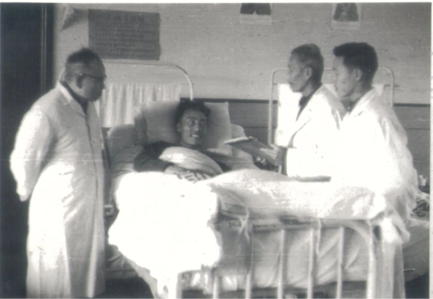 年门诊量逾8万人，坚守“四个不能丢”祖训！百年中医伤科为何领跑西医院满意度榜单？