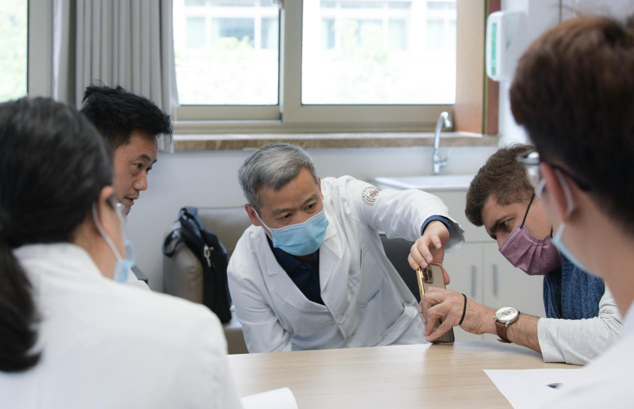 人在巴基斯坦,方从杭州来!这家中医院的中西医多学科联合门跨国解顽疾,患者视频连声道谢 人在巴基斯坦,方从杭州来!这家中医院的中西医多学科联合门跨国解顽疾,患者视频连声道谢