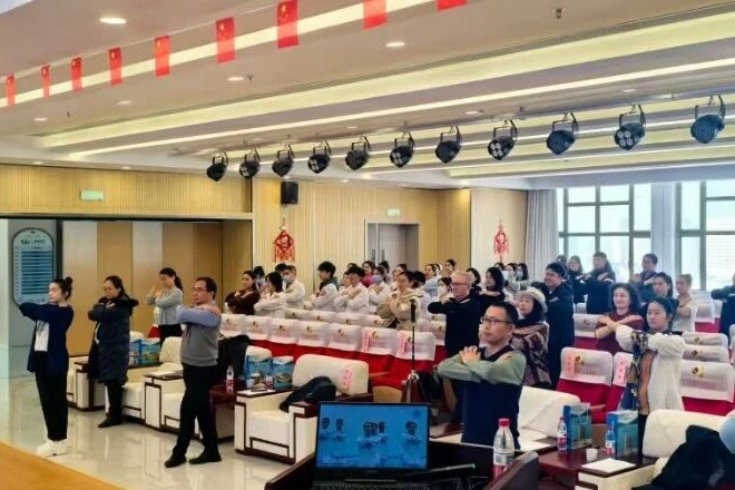 少数民族运动疗法闪耀“动”的智慧！蒙医安代疗法、壮医三气养生操、维吾尔医木卡姆养生操……