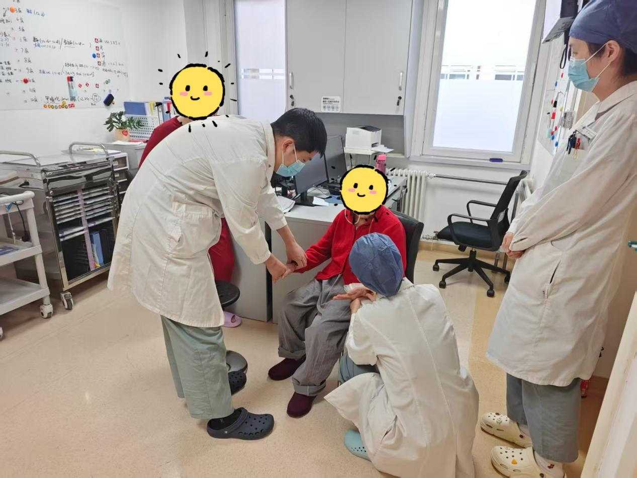 九旬老人高热不退命在旦夕，首都医科大学附属北京中医医院用鲜地黄加桂枝汤破解危局