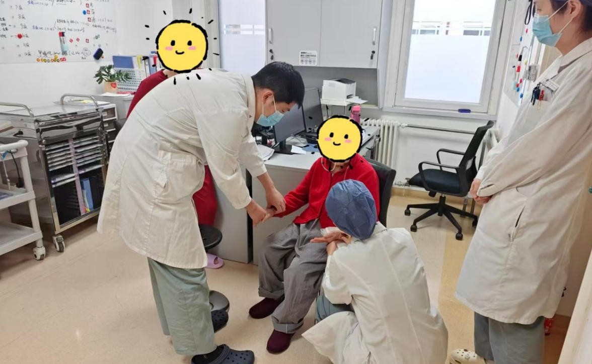 九旬老人高热不退命在旦夕，首都医科大学附属北京中医医院用鲜地黄加桂枝汤破解危局