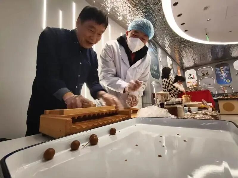 【特别报道】让中医药真正走进百姓心里！北京解锁中医药健康生活新场景