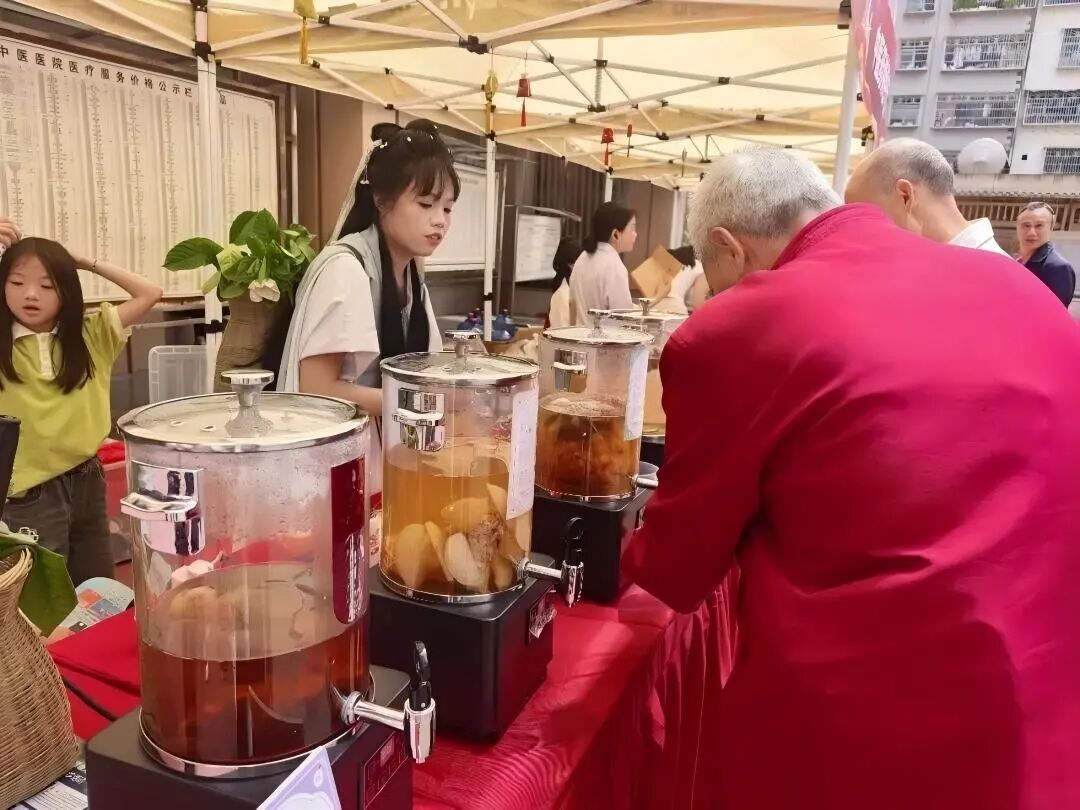 “百市千县”中医药文化惠民活动｜闻药香、做香囊、学养生…云南威信这场中医药文化盛宴你打卡了吗？